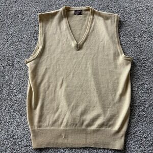 Vintage Kingsport Sweater Vest Mens Large Beige V Neck Acrylic Knit Pullover